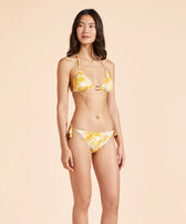 Braguita de bikini de corte brasileño con estampado Tahiti Flowers para mujer Maiz vista frontal desgastada
