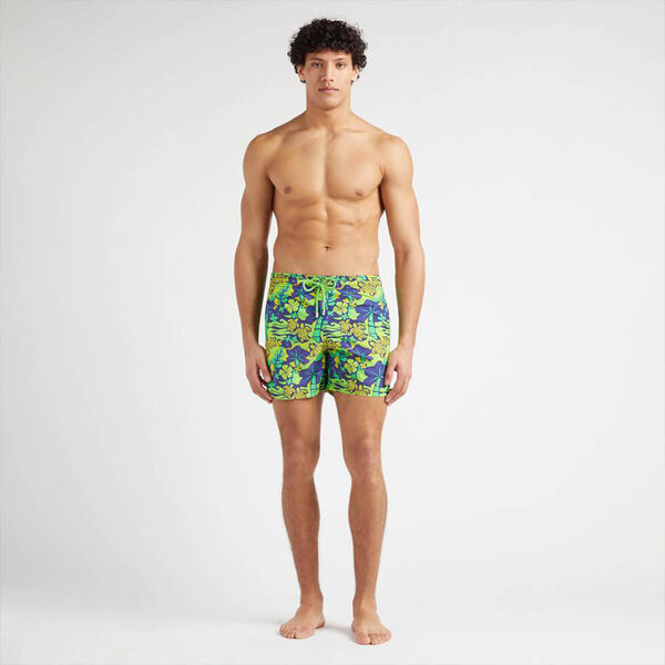 Lightweight swim trunks for men 