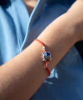 Kids String Enameled Turtle Bracelet - Vilebrequin x Gas Bijoux Poppy red front worn view