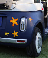 Autocollants voiture inspiration vie marine - Vilebrequin x Fiat Mangue vue portée de face