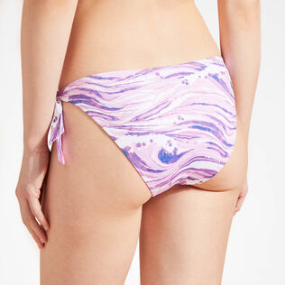 Women Side Tie Bikini Bottom Wave - Vilebrequin x Maison Kitsuné Lilac details view 2