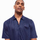 Camisa de bolos unisex en lino de color liso Azul marino detalles vista 3