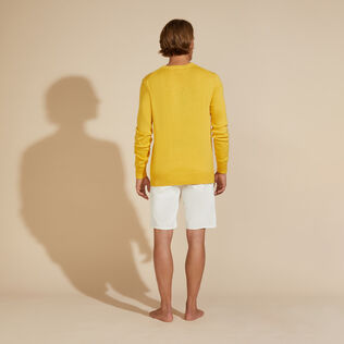 Men Cotton and Cashmere Crewneck Sweater Turtle Yellow back worn view