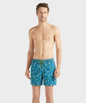 Men Swim Shorts Embroidered Ronde des Tortues - Limited Edition Peacock 正面穿戴视图