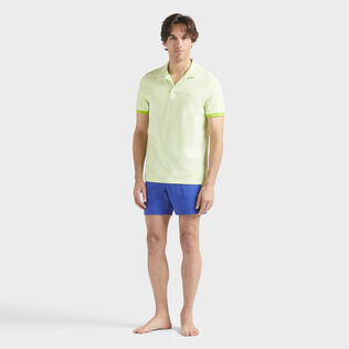 Men Cotton Pique Polo Shirt Solid Macaroon 正面穿戴视图