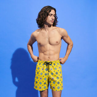Men Swim Trunks Sud Sun front worn view