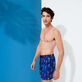 Men Swimwear Embroidered Giaco Elephant - Limited Edition Batik azul vista frontal desgastada