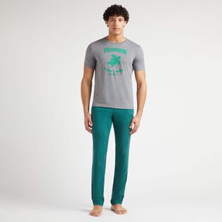T-shirt uomo in cotone con logo in rilievo Grigio viola vista frontale indossata