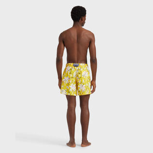 Men Swim Shorts Hawai Splash - VBQ x Palm Angels Sun 背面穿戴视图
