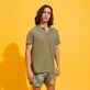 Polo uomo in jersey di lino tinta unita Olivier vista frontale indossata