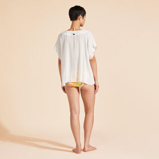 女士纯色粘胶纤维上衣 Off white 背面穿戴视图
