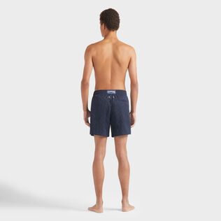 Bañador con estampado Turtle Monogram Jacquard para hombre Azul marino vista trasera desgastada