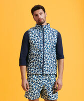 Chaqueta unisex reversible con estampado Turtles Leopard Thalassa vista frontal desgastada