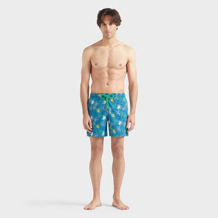 Oursins Badeshorts mit Stickerei für Herren Peacock Vorderseite getragene Ansicht