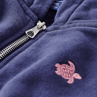 Sudadera con cremallera delantera y bordado de la tortuga en la espalda para niña Azul marino detalles vista 2