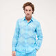 Homme AUTRES Imprimé - Chemise légère unisexe en voile de coton Urchins, Azur vue portée de face Homme AUTRES Imprimé - Chemise légère unisexe en voile de coton Urchins, Azur vue portée de face