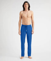 Pantalon en laine homme uni Bleu de mer vue portée de face