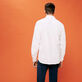 Camicia uomo in velluto tinta unita Off white vista indossata posteriore