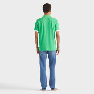 Men Cotton Pique Polo Shirt Solid Laser 背面穿戴视图