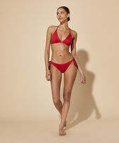 Top de bikini anudado alrededor del cuello con estampado Plumetis para mujer Moulin rouge vista frontal desgastada