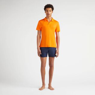 Polo en tencel homme uni Abricot vue portée de face