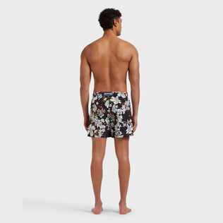 Men Swim Shorts Flower Splash - VBQ x Palm Angels Black 背面穿戴视图