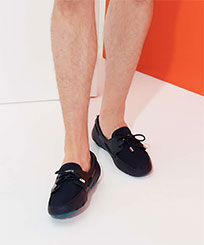 Mocasines de color liso para hombre Lazulii blue vista frontal desgastada