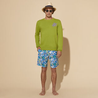 Men Wool and Cashmere Crewneck Sweater Turtle Matcha details view 1