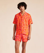 Camisa de bolos de lino con estampado New Leopard para hombre Albaricoque vista frontal desgastada
