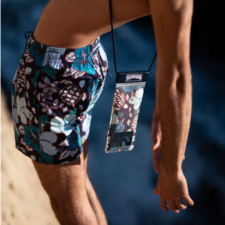 Waterproof Phone Case Tropical Turtles Midnight details view 3