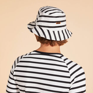 Unisex Linen Bucket Hat Rayures White back worn view