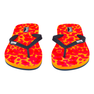New Leopard Flip-Flops für Damen Apricot Vorderseite getragene Ansicht