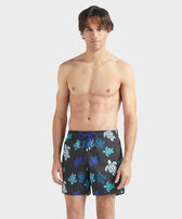 Maillot de bain ultra-léger et pliable homme Tortues Multicolores Noir vue portée de face