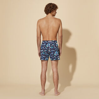 Pantaloncini mare uomo elasticizzati Hermit Crabs Blu marine vista indossata posteriore