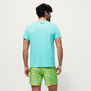 Men Cotton T-shirt Turtles Smiley - Vilebrequin x Smiley® Lazuli blue back worn view
