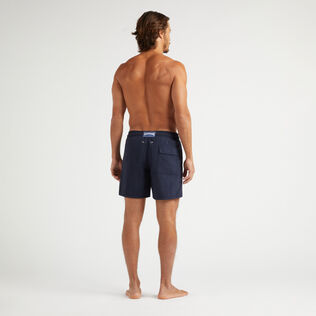 男士游泳短裤 - Vilebrequin x Ines de la Fressange Navy 背面穿戴视图