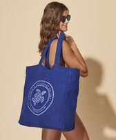 Borsa tote unisex in lino Turtle Ink donne vista indossata frontale