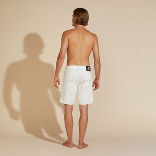 Men 5-Pockets Denim Bermuda Shorts Ronde des Tortues Off white back worn view