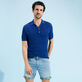 Polo en coton tricoté homme uni Outremer vue portée de face