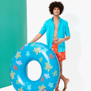 Inflatable Pool Ring Ronde des Tortues - VILEBREQUIN X SUNNYLIFE Ming blue details view 2