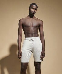 Solid Unisex-Bermudashorts aus Leinenjersey Lihght gray heather Vorderseite getragene Ansicht