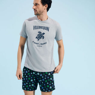 T-shirt uomo in cotone Turtles Leopard Grigio viola vista frontale indossata