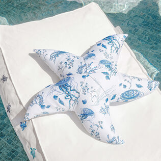 Medusa and Shells Starfish Cushion – VBQ x MX HOME White 细节视图1