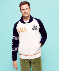 Cardigan uomo in lana Ski Turtle Off white vista frontale indossata