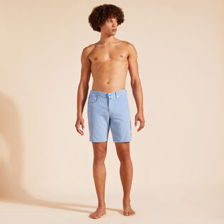 Men 5-Pockets Corduroy Bermuda Shorts Divine front worn view
