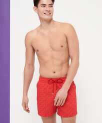 Uomo Classico stretch Stampato - Costume da bagno uomo elasticizzato Micro Ronde Des Tortues, Peppers vista frontale indossata