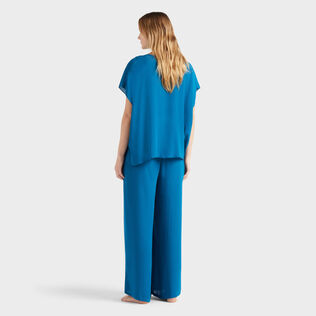 Camisa de viscosa de color liso para mujer Peacock vista trasera desgastada