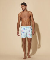 Men Swim Shorts Embroidered Tortue Multicolore - Limited Edition Thalassa vista frontale indossata