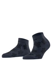 女士 Ronde des Tortues 运动袜 - Vilebrequin x Falke Navy 正面穿戴视图