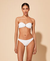 Top bikini donna a fascia tinta unita Bianco vista frontale indossata